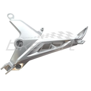 SET PRAWY LEWY STOPKA PODNÓŻEK HONDA CB125F  50700KPNA70ZA