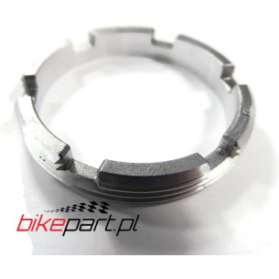 HONDA CR125 CR250 DRŽÁK LOŽISKA KOLA 41231KZ4000