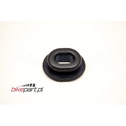 GROMMET SIDE COVER
